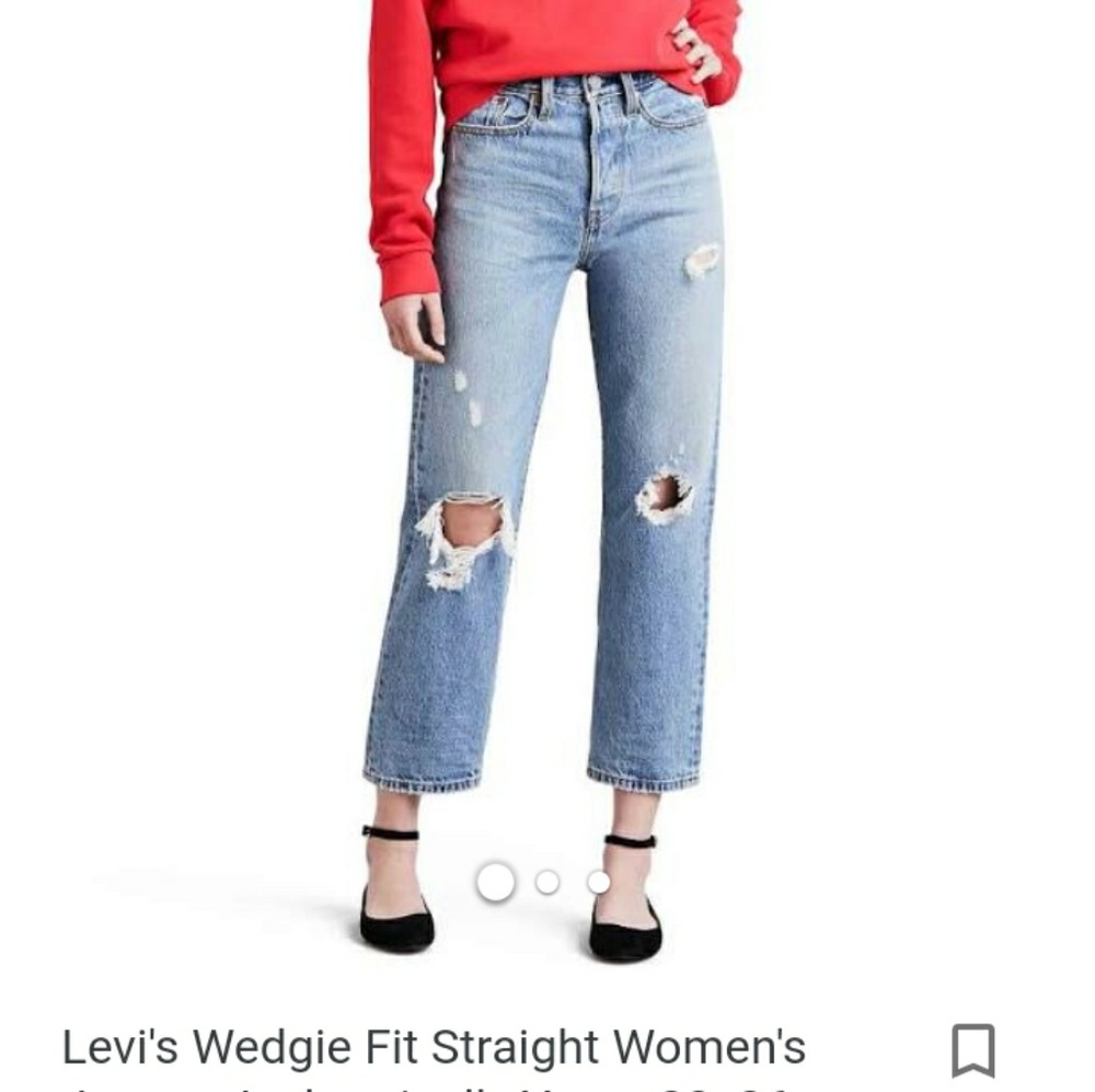 Wedgie ripped straight leg jeans by LEVIS